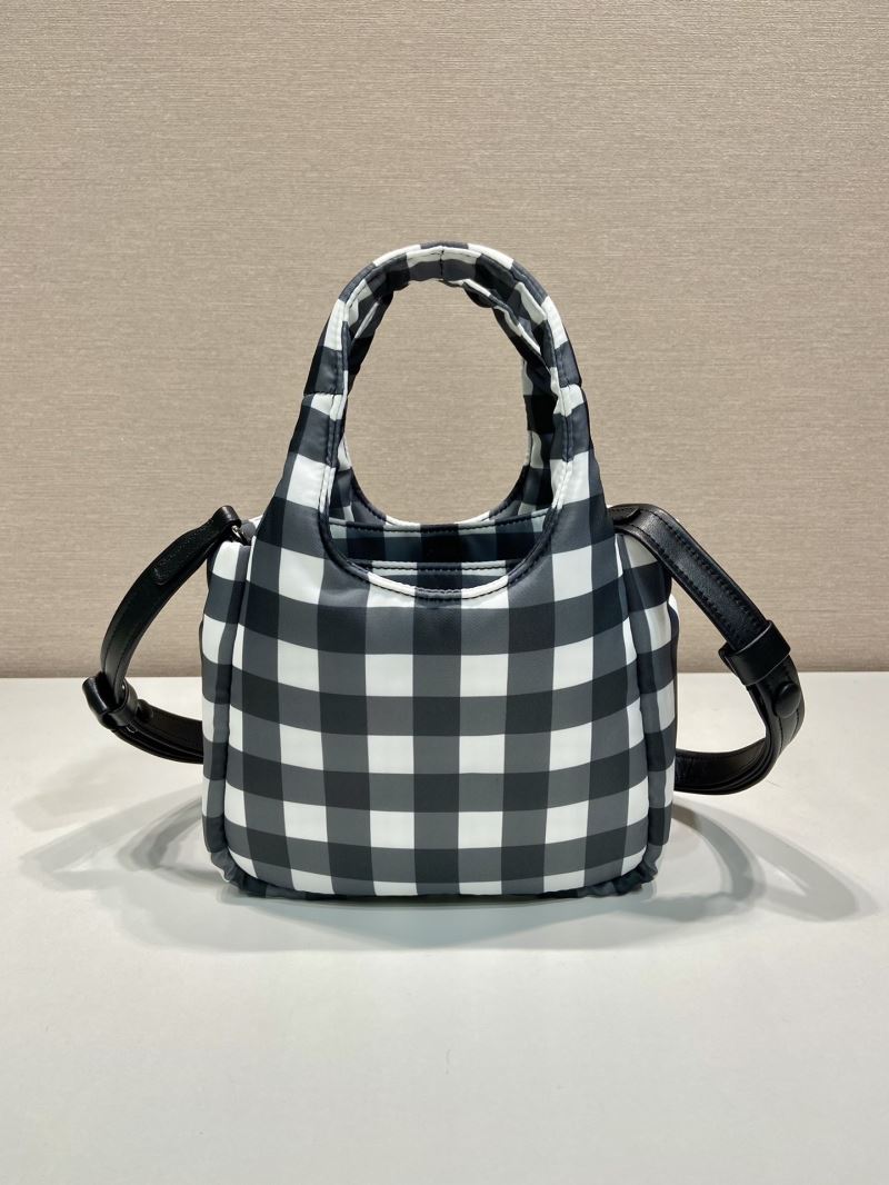 Pra*a tote bags